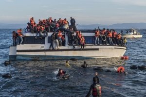 Boat with Syrian or Iraqi refugees